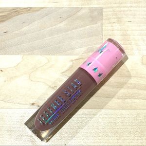 Jeffree Star velour liquid lipstick - delicious